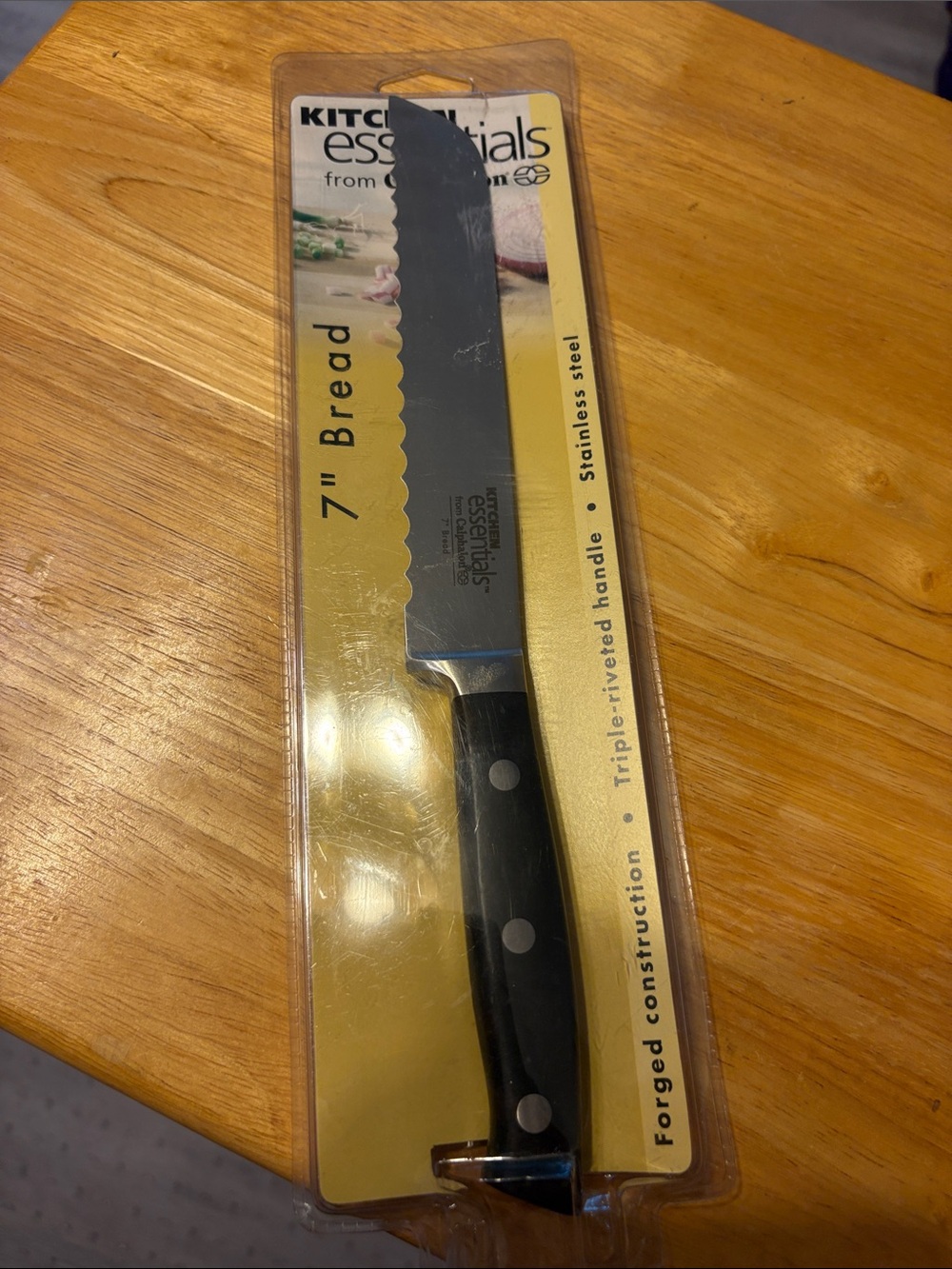 Calphalon Black and Silver 7" Serrated Bread Knife